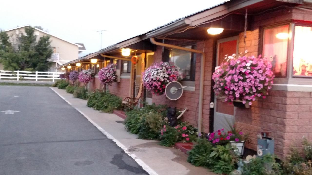 Swiss Mountain Motel Thayne Экстерьер фото